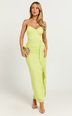 Silvana Maxikleid – Neckholder-Kleid mit seitlichem Raffdetail und Schlitz in Rot